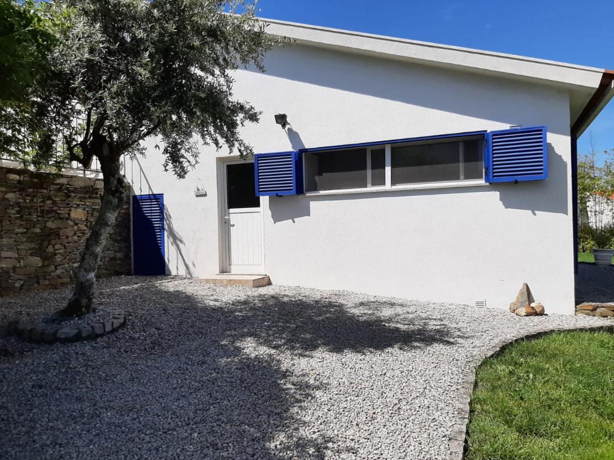A Casa Francesa Vila Anceriz Exterior foto